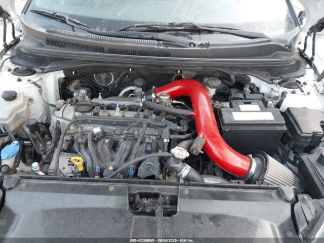 KMHTC6AE5GU284757 Hyundai Veloster Turbo