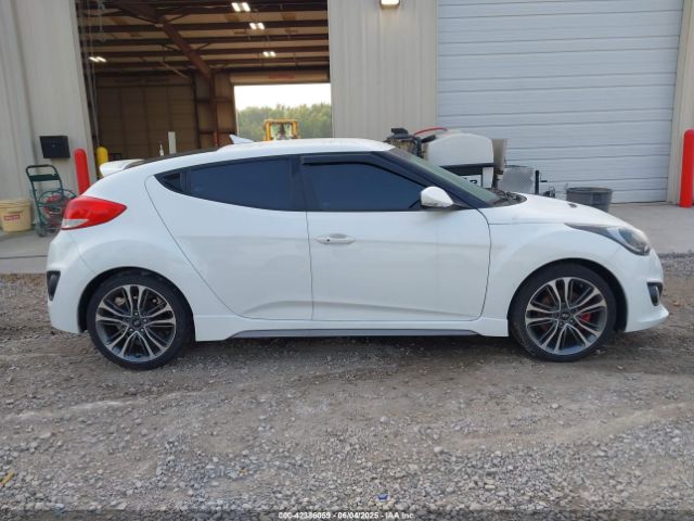 KMHTC6AE5GU284757 Hyundai Veloster Turbo