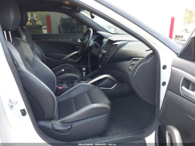 KMHTC6AE5GU284757 Hyundai Veloster Turbo