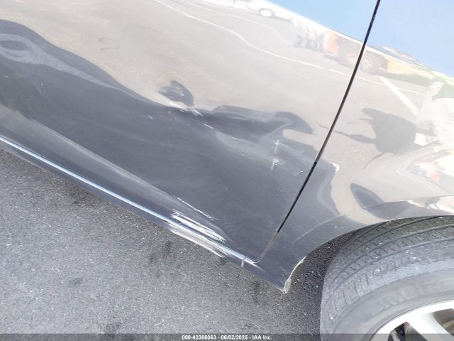 1G1JC6SH9E4126352 Chevrolet Sonic Lt Auto