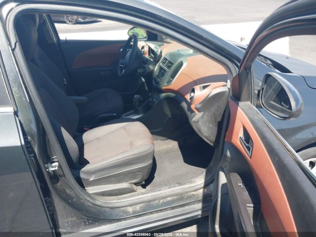 1G1JC6SH9E4126352 Chevrolet Sonic Lt Auto