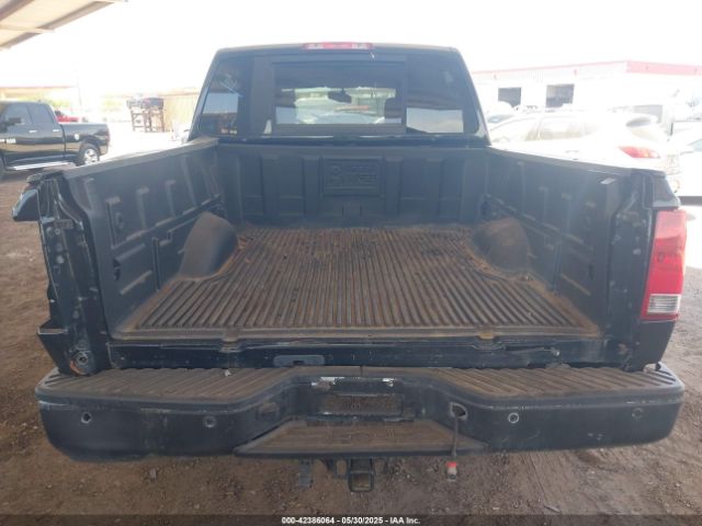 1N6BA0EC4EN503126 Nissan TITAN SV