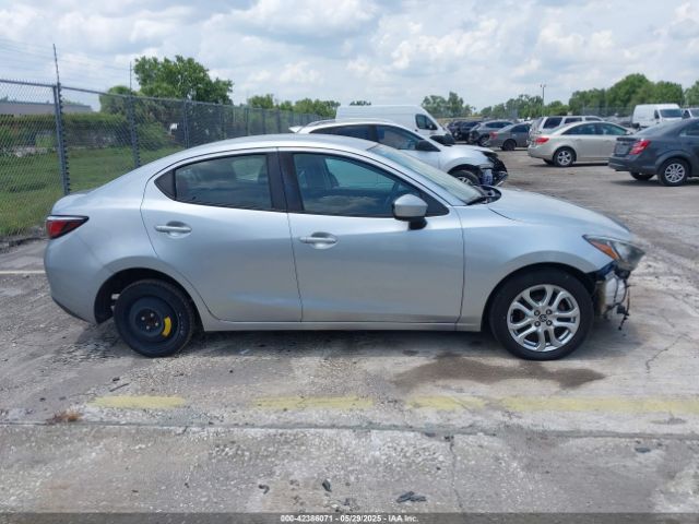 3MYDLBYV5JY332237 Toyota YARIS IA