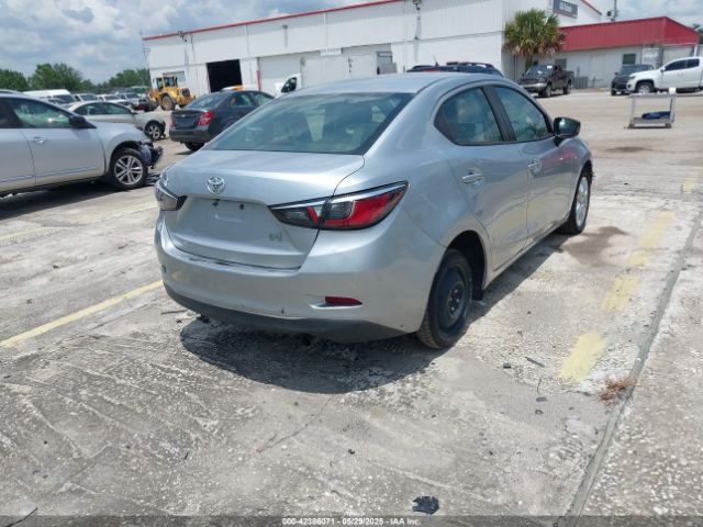3MYDLBYV5JY332237 Toyota YARIS IA