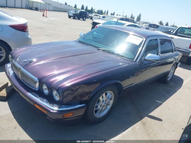 1998 JAGUAR XJ8 SAJKX6248WC821914 Photo 1