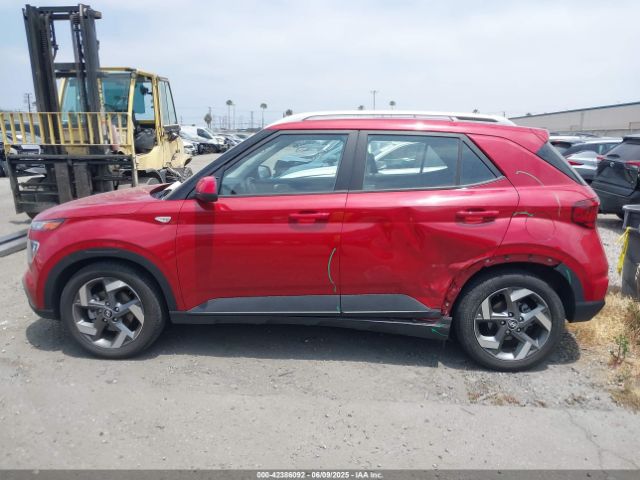 KMHRC8A37NU186346 Hyundai Venue Sel