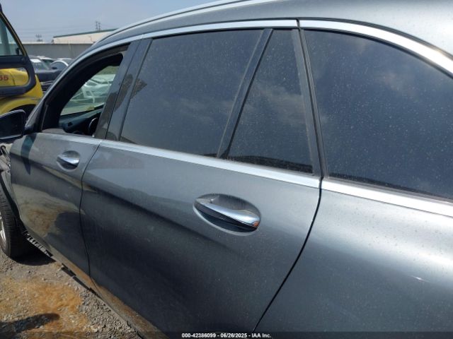 WDC0G4KB4JV051548 Mercedes-Benz m274