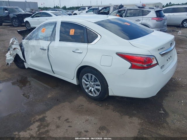 1N4AL3AP4FN880162 Nissan 2015