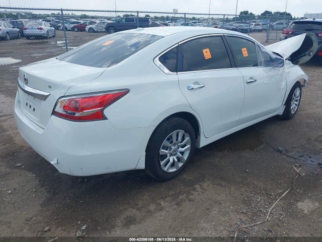 1N4AL3AP4FN880162 Nissan 2015