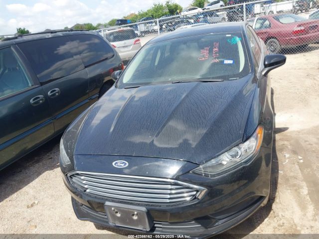 3FA6P0HD8JR252678 Ford FUSION SE