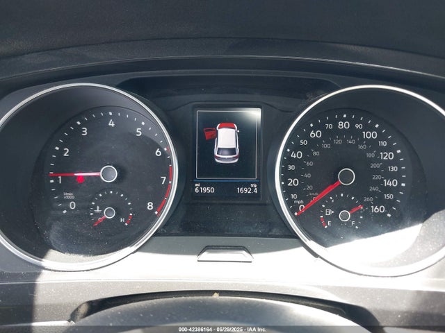 3VV3B7AX2JM058848 Volkswagen 2018