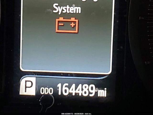 5TDKZ3DC5JS904817 Toyota SIENNA LE