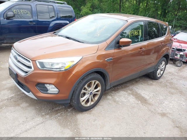 1FMCU0GD9HUA53712 Ford ESCAPE SE