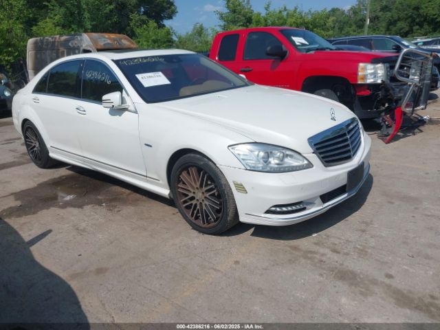 2012 MERCEDES-BENZ S 550 WDDNG7DB8CA461313