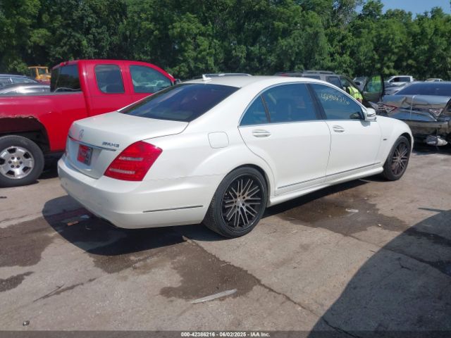 2012 MERCEDES-BENZ S 550 WDDNG7DB8CA461313 Photo 3