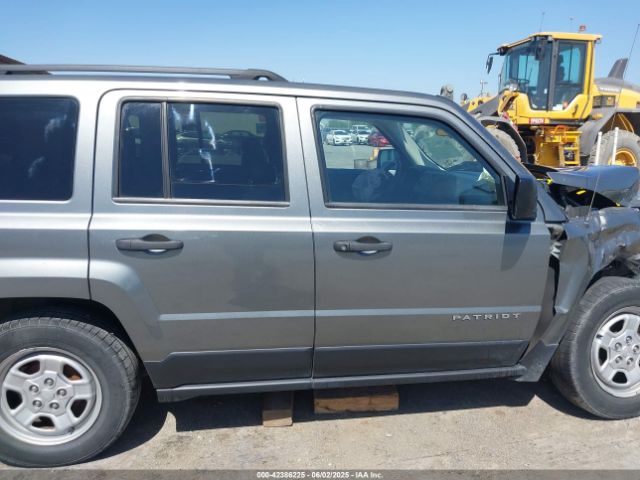 1C4NJPBA8ED547986 Jeep Patriot Sport