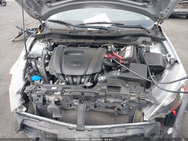 3MYDLBYV2KY525317 Toyota p5v