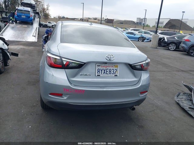 3MYDLBYV2KY525317 Toyota p5v