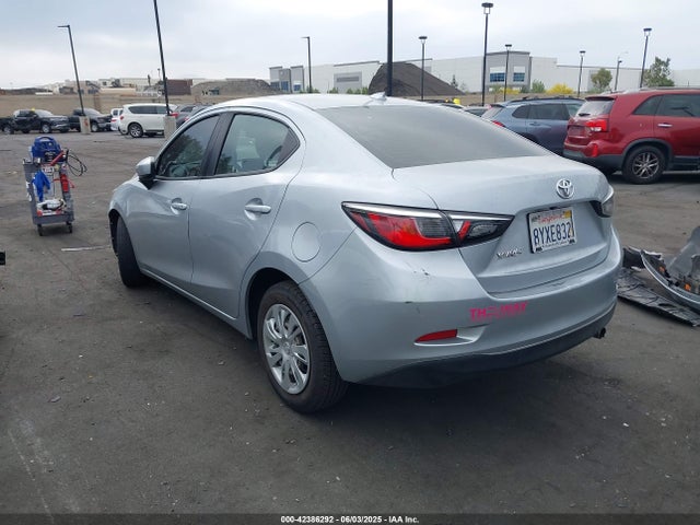 3MYDLBYV2KY525317 Toyota p5v
