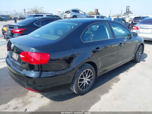 3VW2K7AJ4EM390797 Volkswagen Jetta 2.0l S