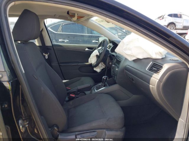 3VW2K7AJ4EM390797 Volkswagen Jetta 2.0l S