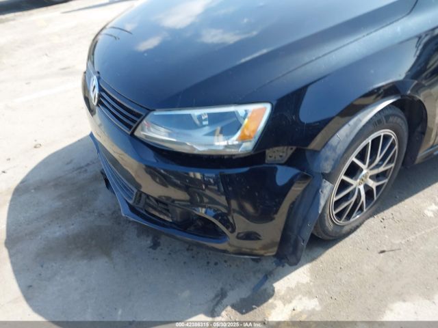 3VW2K7AJ4EM390797 Volkswagen Jetta 2.0l S