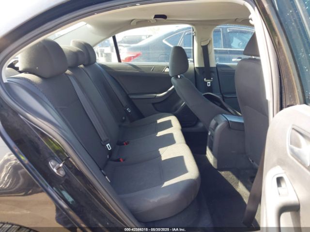 3VW2K7AJ4EM390797 Volkswagen Jetta 2.0l S