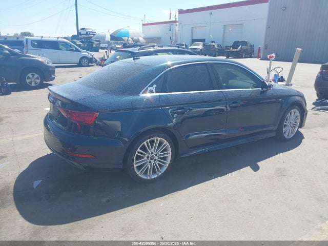2017 AUDI A3 WAUGUGFF9H1031936 Photo 3