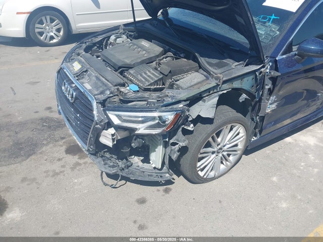 2017 AUDI A3 WAUGUGFF9H1031936 Photo 5