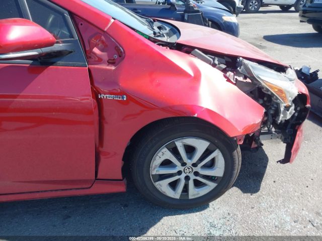 JTDKBRFU3H3559960 Toyota Prius Two