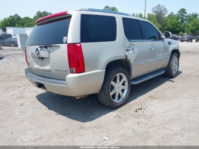 2011 CADILLAC ESCALADE 1GYS3BEFXBR161876 Photo 3