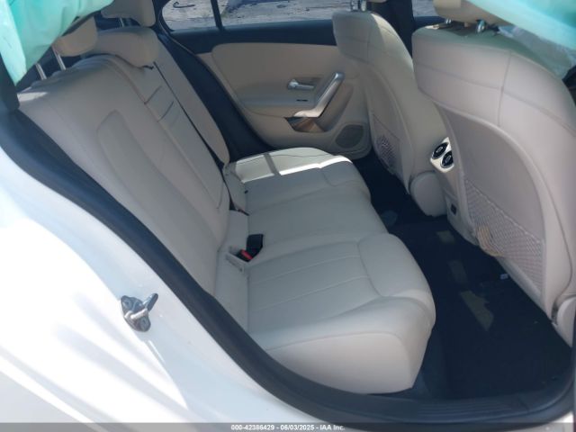 2021 MERCEDES-BENZ A 220 W1K3G4EB7MJ264400 Photo 7