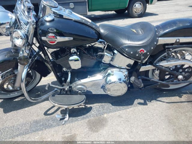 2017 HARLEY-DAVIDSON FLSTC 1HD1BWV18HB038612 Photo 8