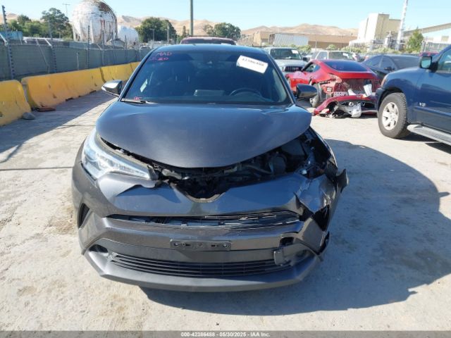 NMTKHMBX4JR024785 Toyota 3zr-fae