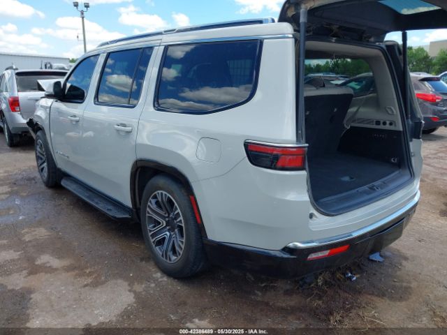 2022 JEEP WAGONEER 1C4SJVDT9NS137506 Photo 2