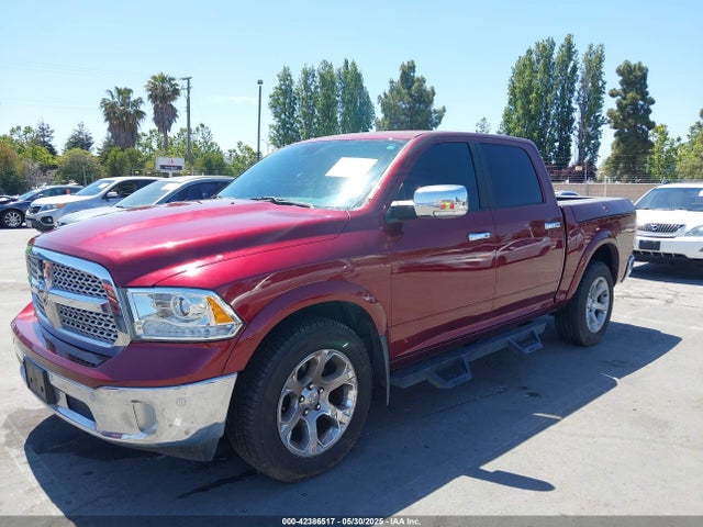 1C6RR7NM7JS351731 RAM 1500 Laramie  4x4 5'7 Box
