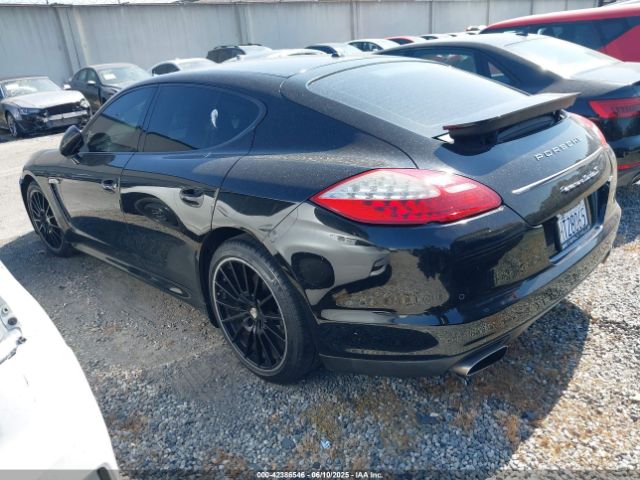 2011 PORSCHE PANAMERA WP0AA2A77BL013757 Photo 2