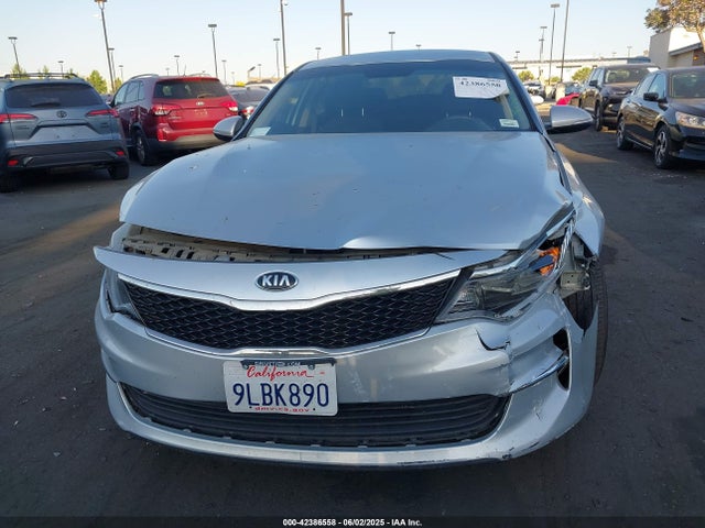 5XXGT4L31JG227748 KIA Optima Lx
