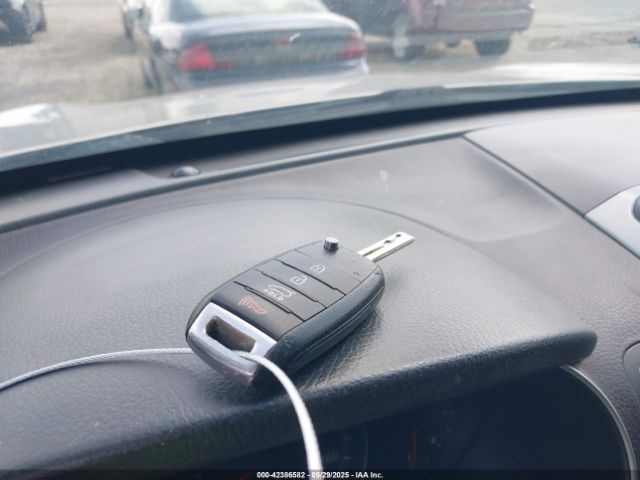 5XYKT3A63FG661836 KIA SORENTO LX