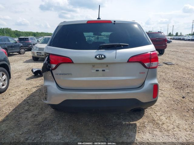 5XYKT3A63FG661836 KIA SORENTO LX
