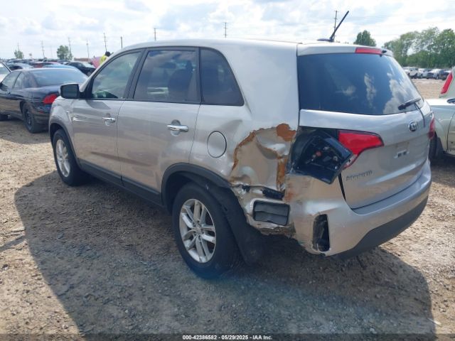5XYKT3A63FG661836 KIA SORENTO LX