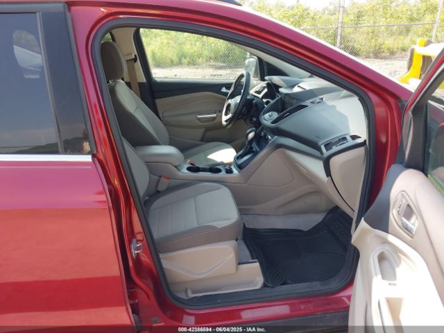 1FMCU9GX9EUC56559 Ford ESCAPE SE