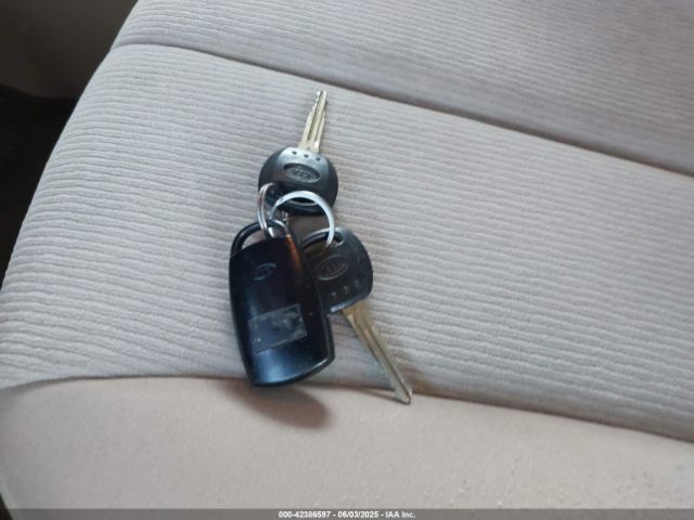 KNDMG4C70E6581338 KIA SEDONA LX
