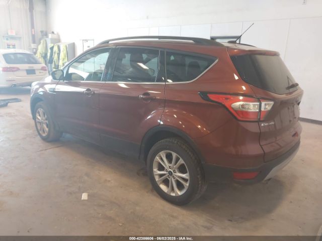 2018 FORD ESCAPE 1FMCU9GD5JUA30230 Photo 2