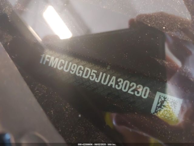 2018 FORD ESCAPE 1FMCU9GD5JUA30230 Photo 8