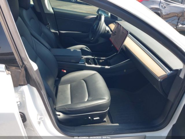 2020 TESLA MODEL 3 5YJ3E1EAXLF806360 Photo 4
