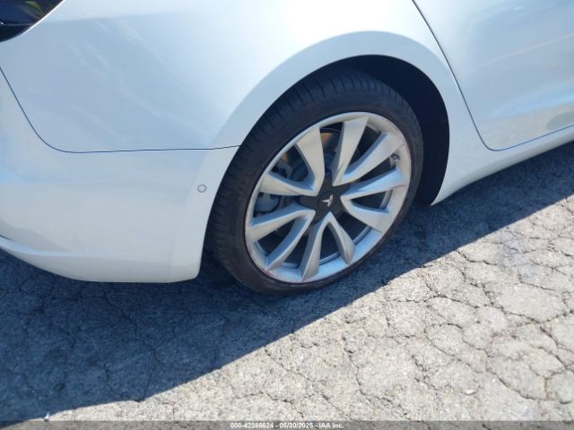2020 TESLA MODEL 3 5YJ3E1EAXLF806360 Photo 5