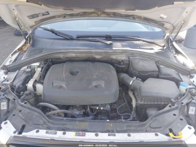 2016 VOLVO XC60 YV440MDK2G2836800 Photo 9