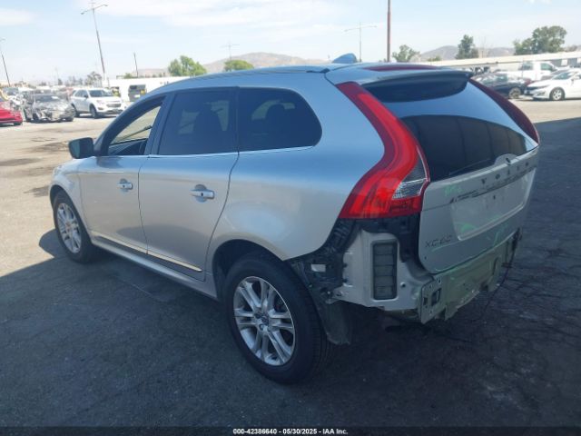 2016 VOLVO XC60 YV440MDK2G2836800 Photo 2