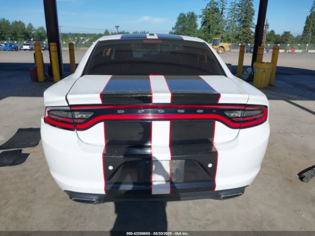 2C3CDXBGXFH856953 Dodge Charger Se